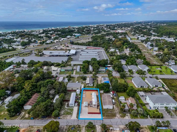 129 N San Souci St, Panama City Beach, FL 32413