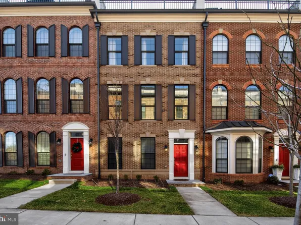 620 Leigh Way, Oxon Hill, MD 20745