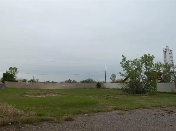 2502 & 2504 SW 38th St, Lawton, OK 73505