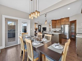 2086 Redtail Cmn NW, Edmonton, AB T5S0H4