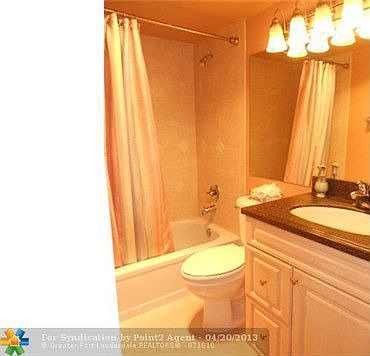 5th image of 1027 Harwood #D