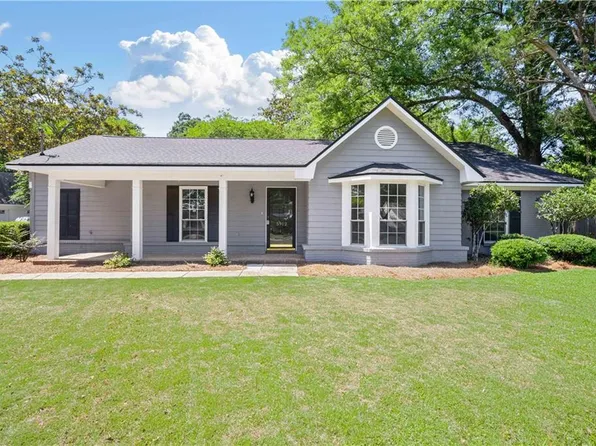 5912 Cansler Dr, Mobile, AL 36609