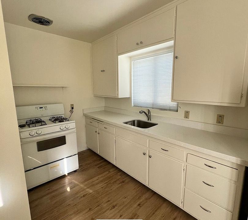 1st image of 258 N Dos Caminos Ave