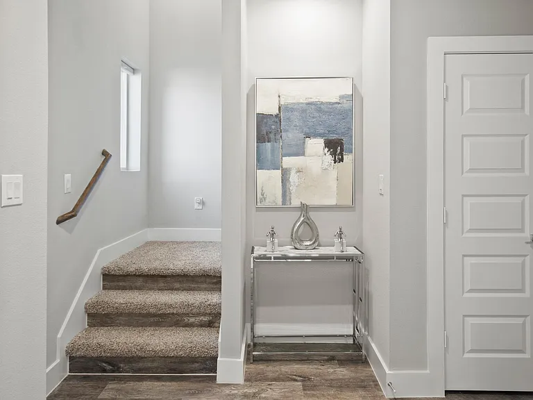 702 N Plano Rd — Photo 4