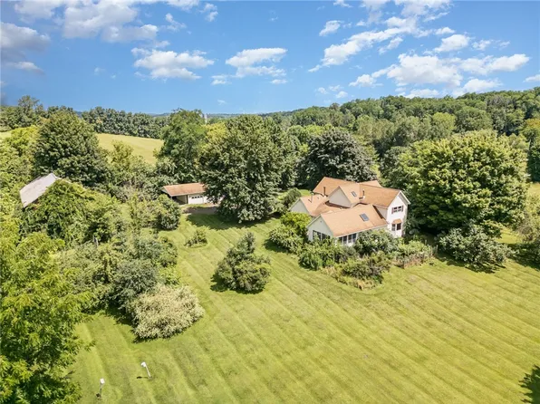 1737 Arcadia Zurich Norris Rd, Newark, NY 14513