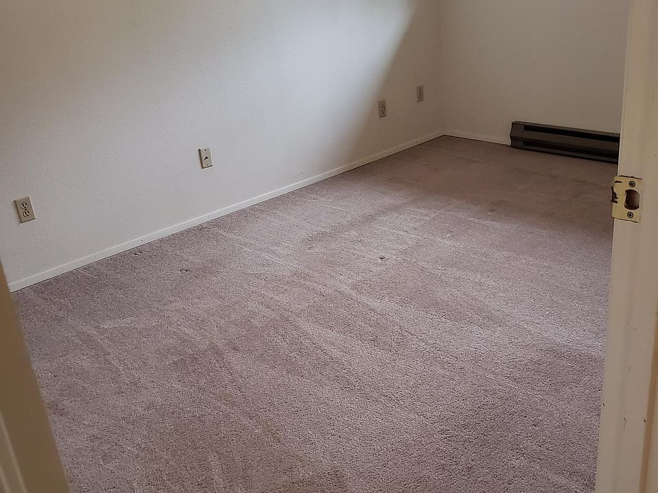 1st image of 3690 Jackson Ave SE APT 5