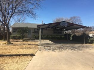 907 Houston St, Plainview, TX 79072