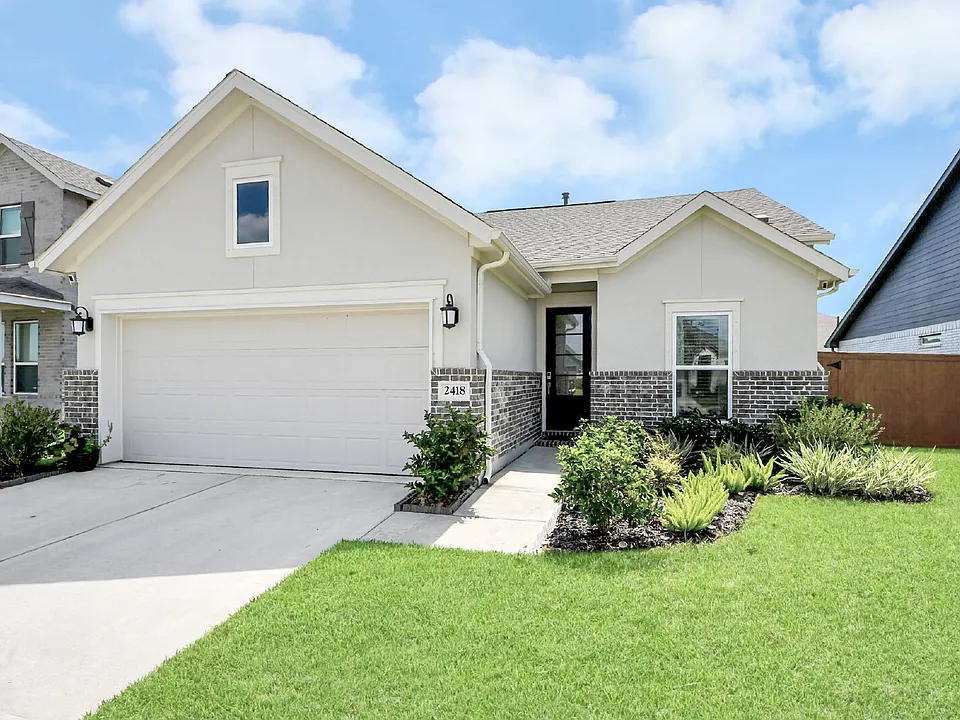 2418 Phantom Quartz Ln