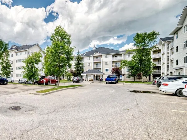 6224 17th Ave N #1107, Calgary, AB T2A 7X8