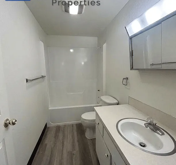 Syringa Terrace — Photo 27