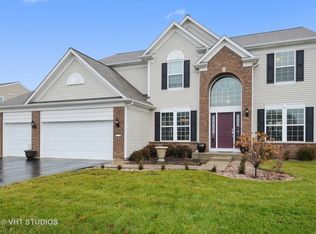 2278 Emerald Ln, Yorkville, IL 60560