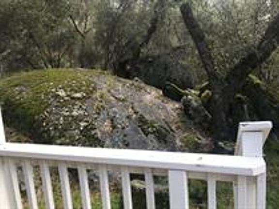 3rd image of 40327 Redbud Dr