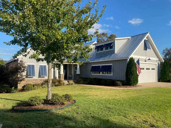 27 Brighton Point Blvd, Heber Springs, AR 72543