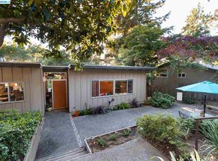 2137 Magellan Dr, Oakland, CA 94611