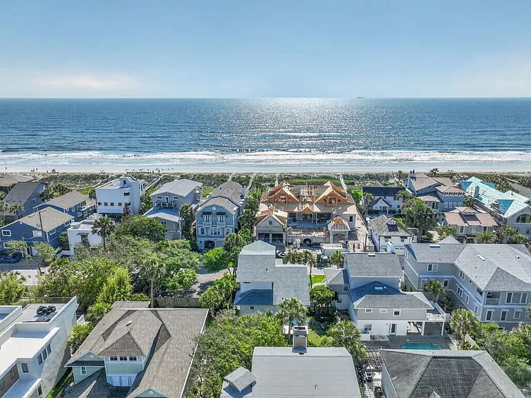 1766 Beach Ave — Photo 67