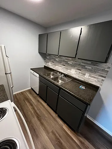1221 Talcott Ave #B3 Photo 1