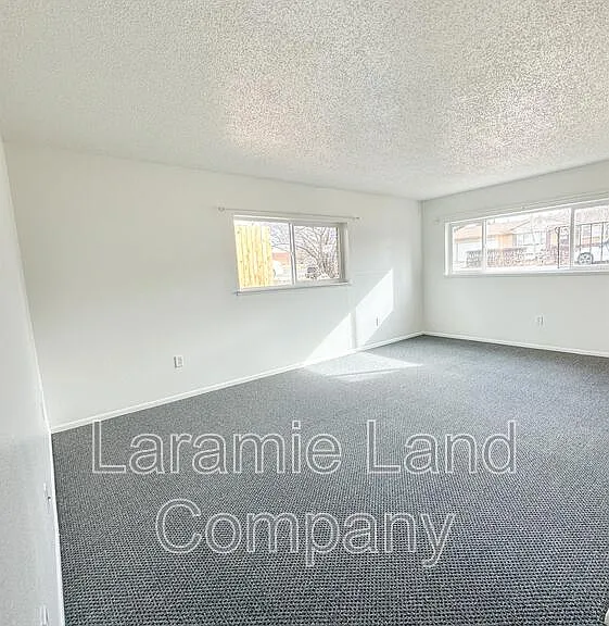 1115 Downey St #D — Photo 3