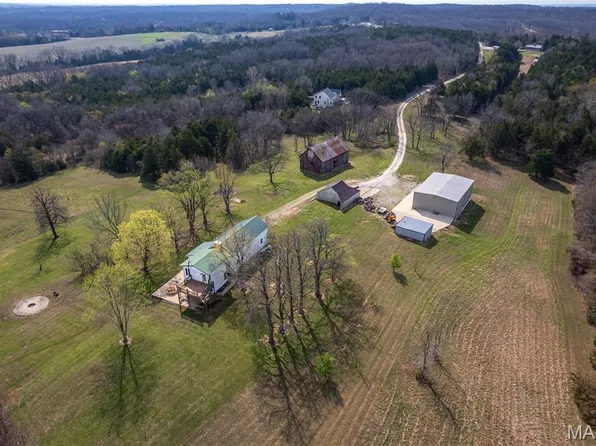 853 Twisted Cedar Dr, Beaufort, MO 63013