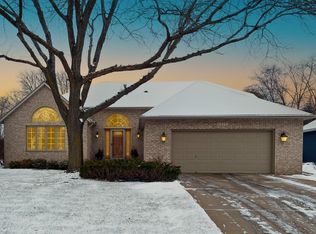 4171 Hemlock Ln, Vadnais Heights, MN 55127