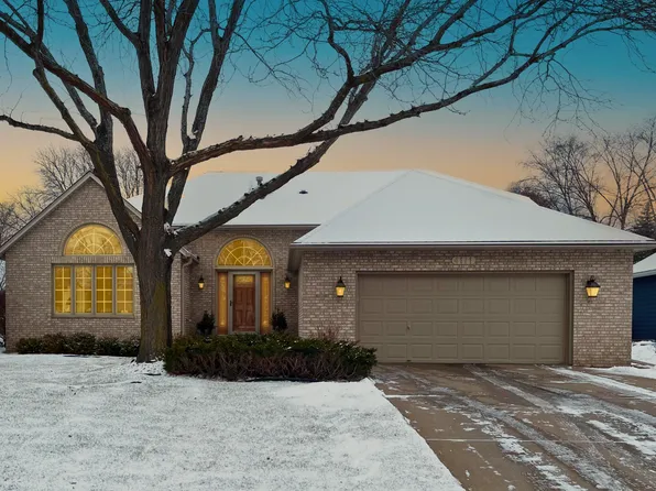 4171 Hemlock Ln, Vadnais Heights, MN 55127