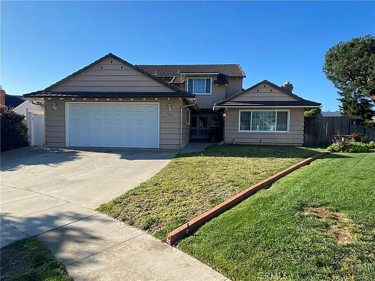 3708 Sara Dr — Photo 1