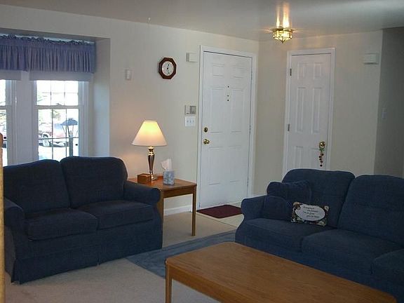 Living room W/powder room