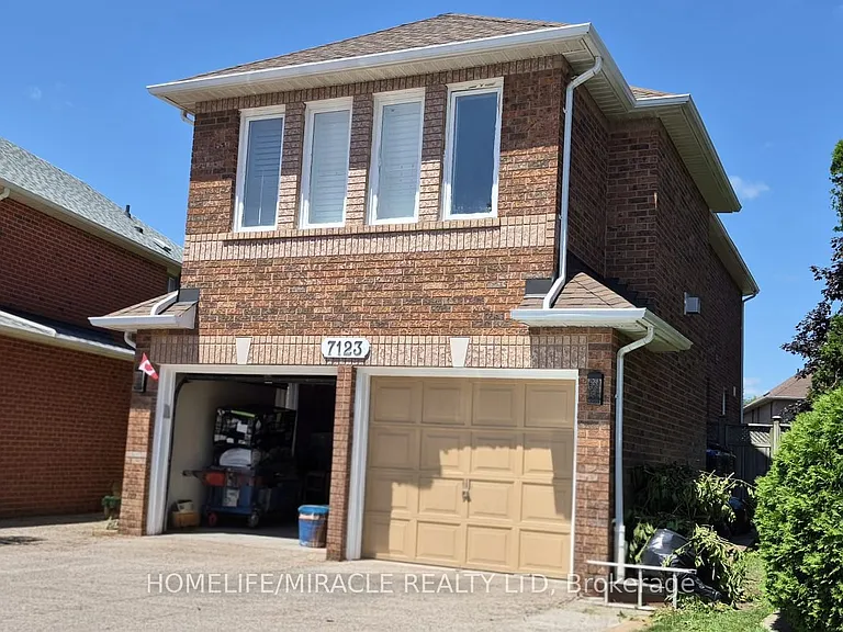 7123 Spyglass Cres — Photo 23