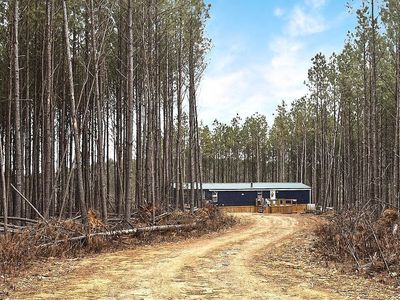 1661 Sassafras Stand Ridge Rd, Linden, TN, 37096