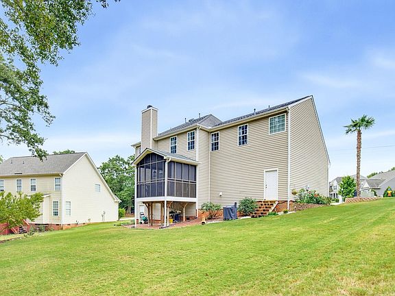 2nd image of 500 Summerridge Ct