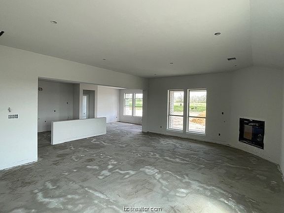4th image of 15075 Ty Marshall Ct