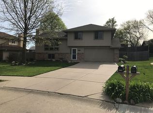 2517 S 165th St, Omaha, NE 68130