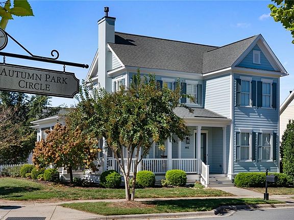 3rd image of 1412 Autumn Park Cir