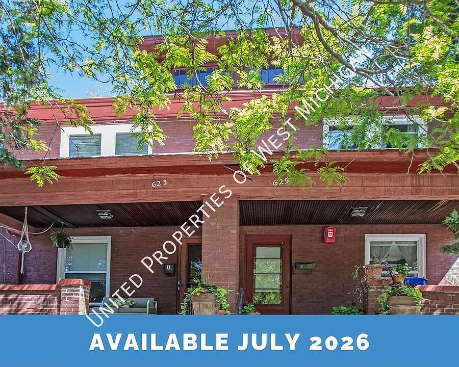 1st image of 623 Fulton St E #1