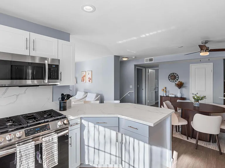 River Ranch Townhomes & Apartments — Photo 106