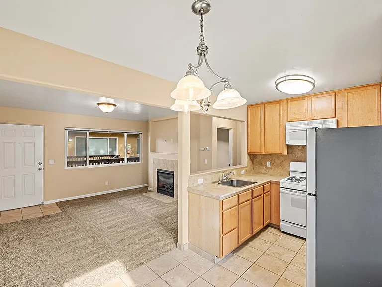 The Garden Apartments — Photo 3