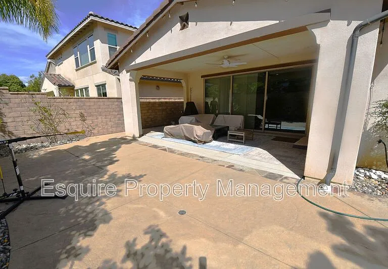 505 Elm Cottage Ct — Photo 29