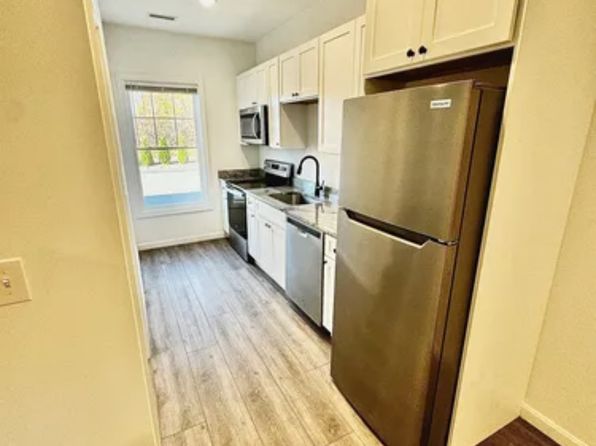 169 Boston Post Rd #3