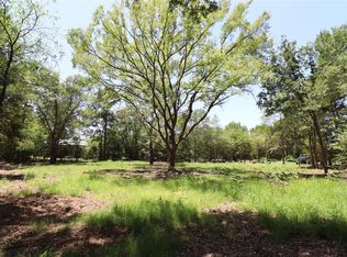 13774 Midway Dr, Willis, TX 77318