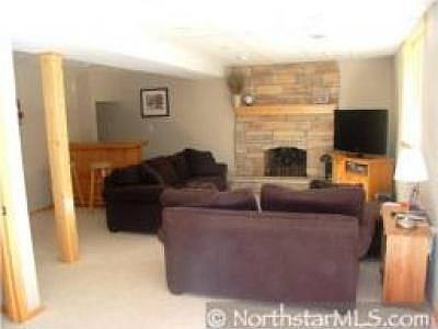 5th image of 2630 Pineview Ln N