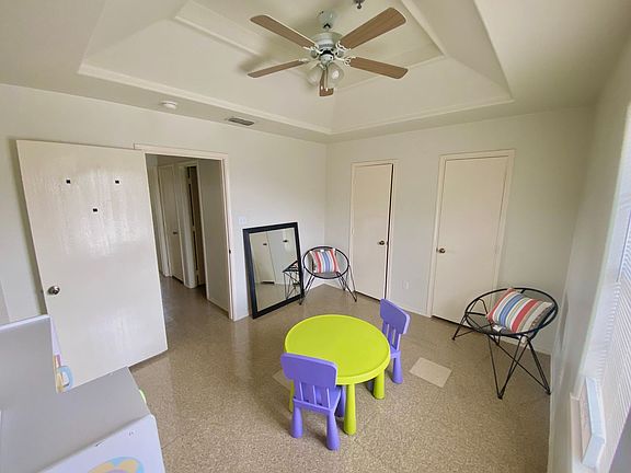 2nd image of 1300 Del Oro Ln APT 12