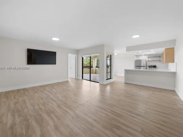 8830 SW 123rd Ct APT I407, Miami, FL 33186