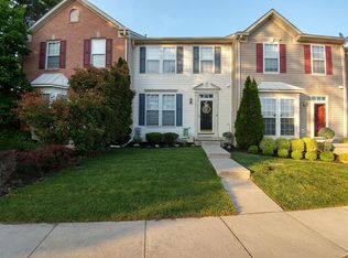 3 Colts Neck Dr, Sicklerville, NJ 08081