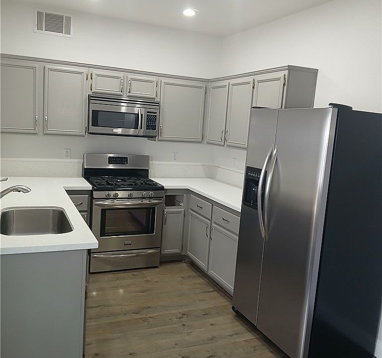 1st image of 2201 Ramsgate Dr APT 527