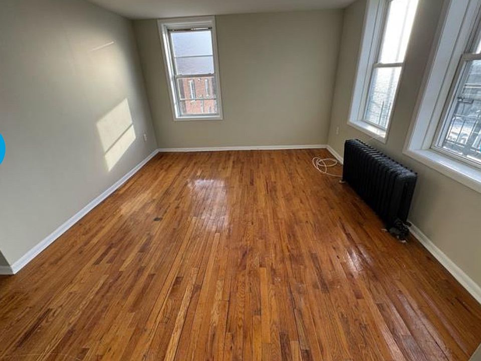 2nd image of 76 N 9th St #1R