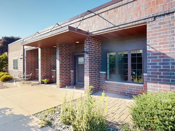 805 3rd Ave S Unit D, Clear Lake, IA 50428