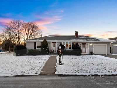 29 Robert St, Tiverton, RI, 02878