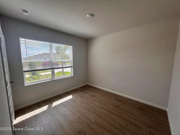 1493 Garabaldi Cir SE — Photo 3