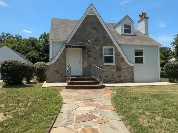 2218 Prince Ave, Tuscaloosa, AL 35401