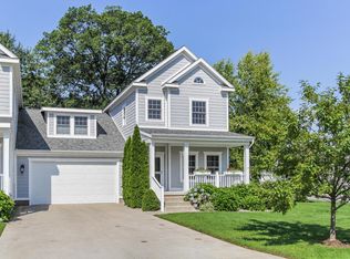 607 Parkview Ave, Spring Lake, MI 49456