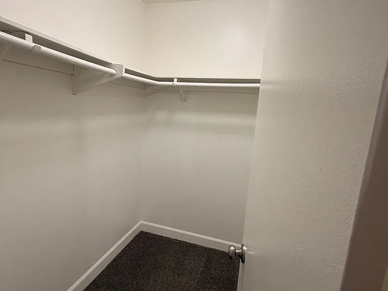 Portofino Apartments — Photo 12